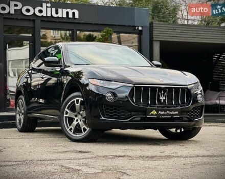 Черный Мазерати Леванте, объемом двигателя 3 л и пробегом 103 тыс. км за 36500 $, фото 3 на Automoto.ua