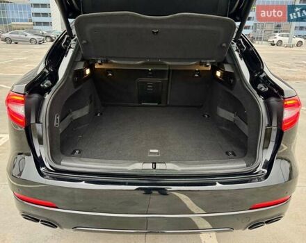 Чорний Мазераті Леванте, об'ємом двигуна 2.98 л та пробігом 110 тис. км за 39990 $, фото 21 на Automoto.ua