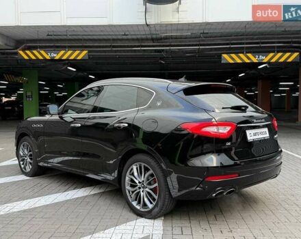 Черный Мазерати Леванте, объемом двигателя 2.98 л и пробегом 47 тыс. км за 34990 $, фото 4 на Automoto.ua