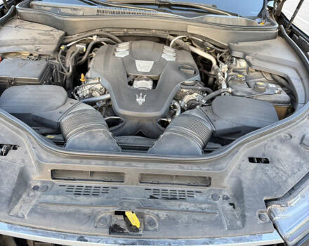 Черный Мазерати Леванте, объемом двигателя 2.98 л и пробегом 48 тыс. км за 38000 $, фото 8 на Automoto.ua