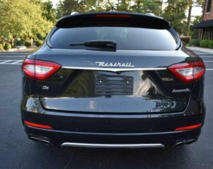 Чорний Мазераті Леванте, об'ємом двигуна 3 л та пробігом 40 тис. км за 8600 $, фото 4 на Automoto.ua