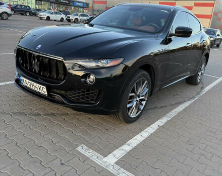 Черный Мазерати Леванте, объемом двигателя 2.98 л и пробегом 48 тыс. км за 38000 $, фото 52 на Automoto.ua