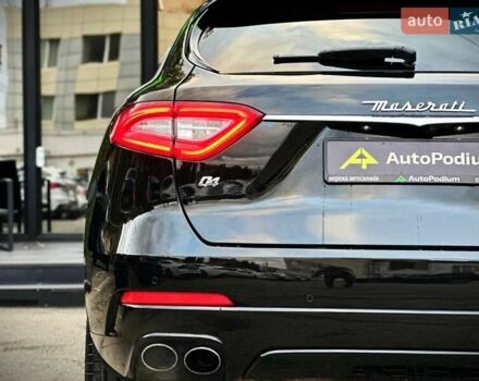 Черный Мазерати Леванте, объемом двигателя 3 л и пробегом 103 тыс. км за 35000 $, фото 19 на Automoto.ua