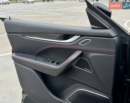 Чорний Мазераті Леванте, об'ємом двигуна 2.98 л та пробігом 110 тис. км за 39990 $, фото 52 на Automoto.ua