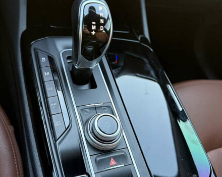 Черный Мазерати Леванте, объемом двигателя 2.98 л и пробегом 48 тыс. км за 38000 $, фото 4 на Automoto.ua