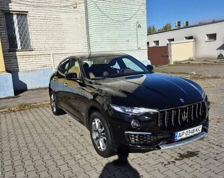 Чорний Мазераті Леванте, об'ємом двигуна 2.99 л та пробігом 116 тис. км за 47000 $, фото 5 на Automoto.ua