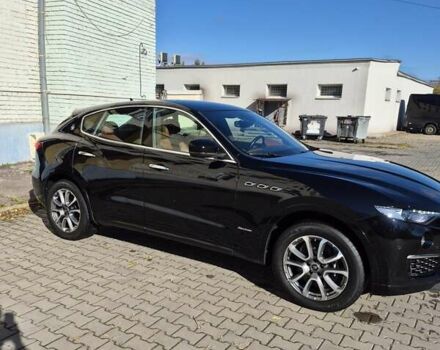 Чорний Мазераті Леванте, об'ємом двигуна 2.99 л та пробігом 116 тис. км за 47000 $, фото 4 на Automoto.ua