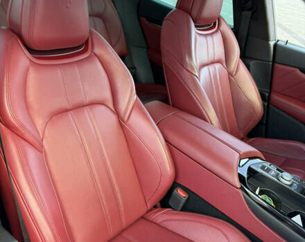 Черный Мазерати Леванте, объемом двигателя 2.98 л и пробегом 45 тыс. км за 65000 $, фото 52 на Automoto.ua