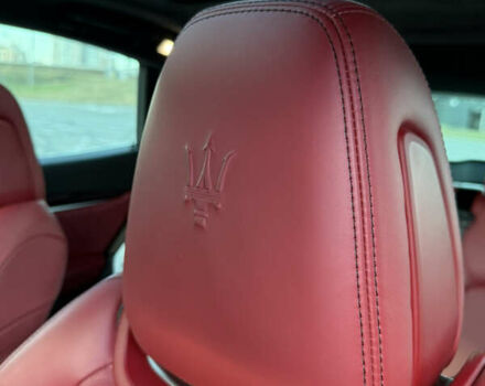 Черный Мазерати Леванте, объемом двигателя 2.98 л и пробегом 45 тыс. км за 65000 $, фото 40 на Automoto.ua