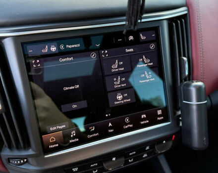 Черный Мазерати Леванте, объемом двигателя 2.98 л и пробегом 45 тыс. км за 65000 $, фото 46 на Automoto.ua