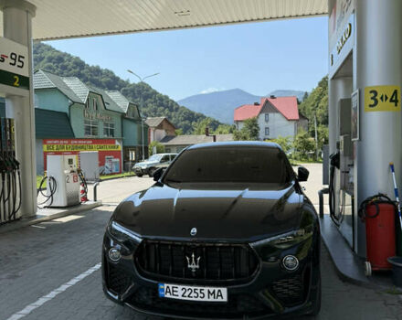 Черный Мазерати Леванте, объемом двигателя 2.98 л и пробегом 45 тыс. км за 65000 $, фото 25 на Automoto.ua