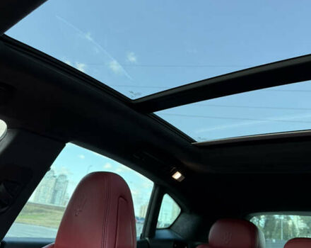 Черный Мазерати Леванте, объемом двигателя 2.98 л и пробегом 45 тыс. км за 65000 $, фото 49 на Automoto.ua