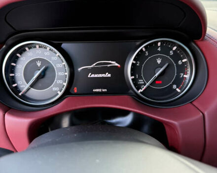 Черный Мазерати Леванте, объемом двигателя 2.98 л и пробегом 45 тыс. км за 65000 $, фото 43 на Automoto.ua