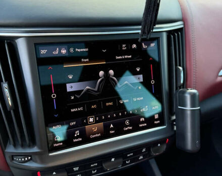 Черный Мазерати Леванте, объемом двигателя 2.98 л и пробегом 45 тыс. км за 65000 $, фото 47 на Automoto.ua