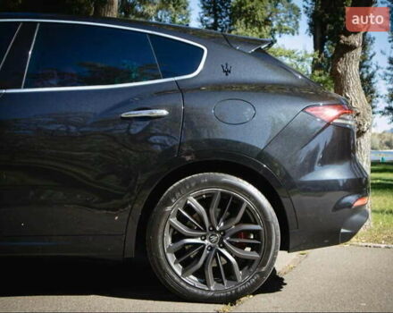 Черный Мазерати Леванте, объемом двигателя 3 л и пробегом 45 тыс. км за 54999 $, фото 9 на Automoto.ua