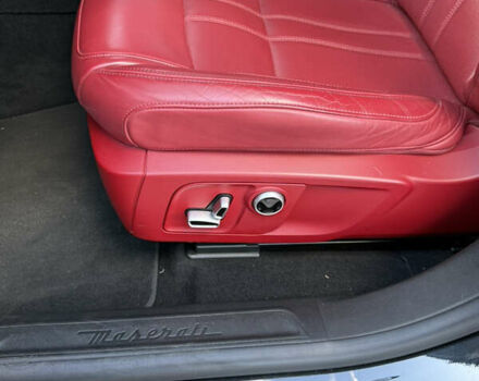 Черный Мазерати Леванте, объемом двигателя 2.98 л и пробегом 45 тыс. км за 65000 $, фото 38 на Automoto.ua