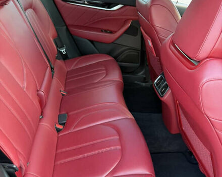 Черный Мазерати Леванте, объемом двигателя 2.98 л и пробегом 45 тыс. км за 65000 $, фото 55 на Automoto.ua