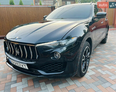 Черный Мазерати Леванте, объемом двигателя 2.98 л и пробегом 65 тыс. км за 35500 $, фото 1 на Automoto.ua