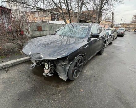 Чорний Мазераті Леванте, об'ємом двигуна 2.98 л та пробігом 127 тис. км за 19000 $, фото 1 на Automoto.ua