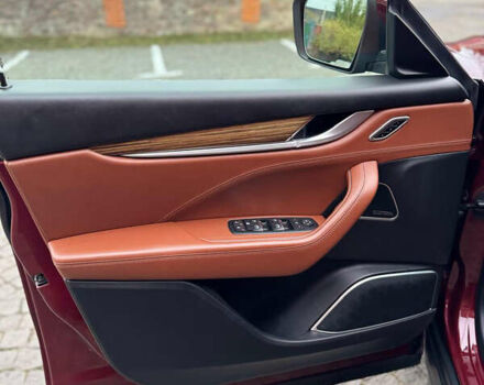 Красный Мазерати Леванте, объемом двигателя 2.98 л и пробегом 125 тыс. км за 29000 $, фото 14 на Automoto.ua