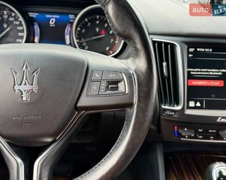 Красный Мазерати Леванте, объемом двигателя 2.98 л и пробегом 48 тыс. км за 30500 $, фото 40 на Automoto.ua