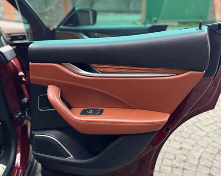 Красный Мазерати Леванте, объемом двигателя 2.98 л и пробегом 125 тыс. км за 29000 $, фото 15 на Automoto.ua