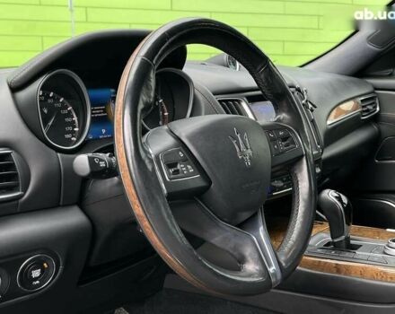 Мазерати Леванте, объемом двигателя 3 л и пробегом 98 тыс. км за 32900 $, фото 10 на Automoto.ua