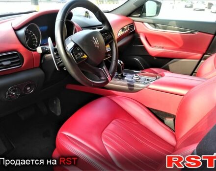 Мазераті Леванте, об'ємом двигуна 3 л та пробігом 38 тис. км за 52888 $, фото 9 на Automoto.ua