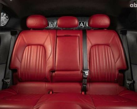 Мазерати Леванте, объемом двигателя 3 л и пробегом 48 тыс. км за 37900 $, фото 16 на Automoto.ua