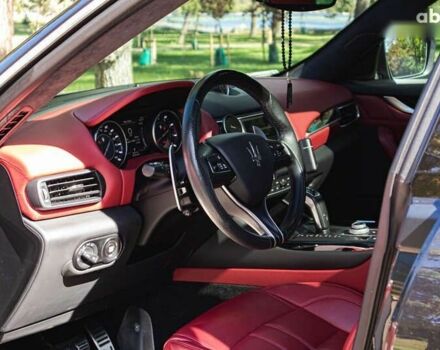 Мазераті Леванте, об'ємом двигуна 3 л та пробігом 45 тис. км за 64900 $, фото 22 на Automoto.ua