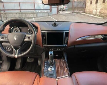 Мазерати Леванте, объемом двигателя 2.98 л и пробегом 82 тыс. км за 62900 $, фото 18 на Automoto.ua