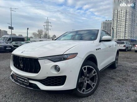 Мазераті Леванте 2017 у Києві на Automoto.ua Мазераті Леванте, об'ємом двигуна 3 л та пробігом 88 тис. км за 33000 $, фото 1 на Automoto.ua
