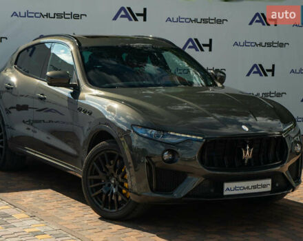 Сірий Мазераті Леванте, об'ємом двигуна 2.98 л та пробігом 70 тис. км за 41999 $, фото 6 на Automoto.ua