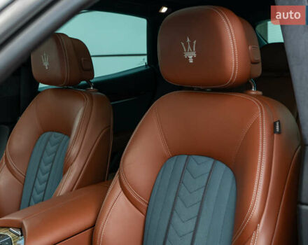 Сірий Мазераті Леванте, об'ємом двигуна 2.98 л та пробігом 70 тис. км за 41999 $, фото 34 на Automoto.ua