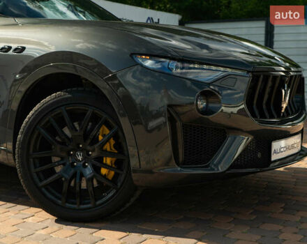 Сірий Мазераті Леванте, об'ємом двигуна 2.98 л та пробігом 70 тис. км за 41999 $, фото 8 на Automoto.ua