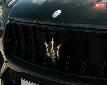 Сірий Мазераті Леванте, об'ємом двигуна 2.98 л та пробігом 70 тис. км за 41999 $, фото 4 на Automoto.ua