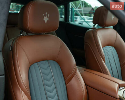 Сірий Мазераті Леванте, об'ємом двигуна 2.98 л та пробігом 70 тис. км за 41999 $, фото 54 на Automoto.ua