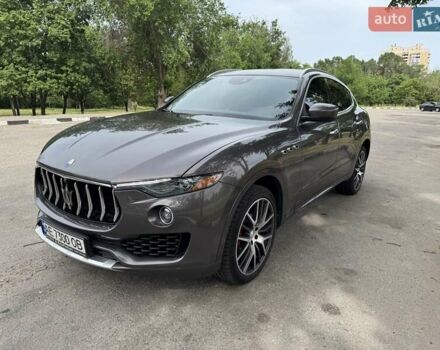 Сірий Мазераті Леванте, об'ємом двигуна 2.98 л та пробігом 65 тис. км за 31500 $, фото 1 на Automoto.ua