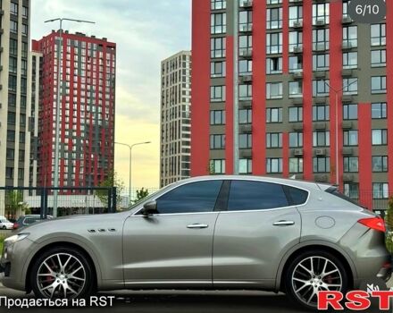 Мазераті Леванте 2016 у Полтаві на Automoto.ua Сірий Мазераті Леванте, об'ємом двигуна 3 л та пробігом 80 тис. км за 38000 $, фото 5 на Automoto.ua