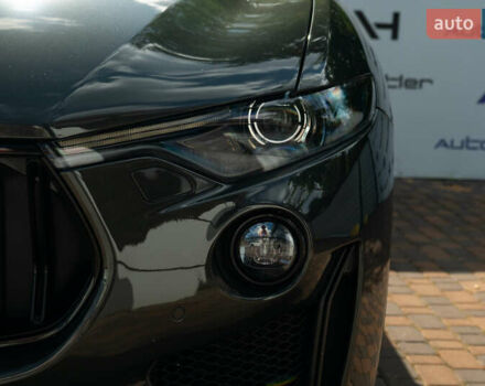 Сірий Мазераті Леванте, об'ємом двигуна 2.98 л та пробігом 70 тис. км за 41999 $, фото 3 на Automoto.ua