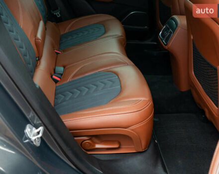 Сірий Мазераті Леванте, об'ємом двигуна 2.98 л та пробігом 70 тис. км за 41999 $, фото 47 на Automoto.ua