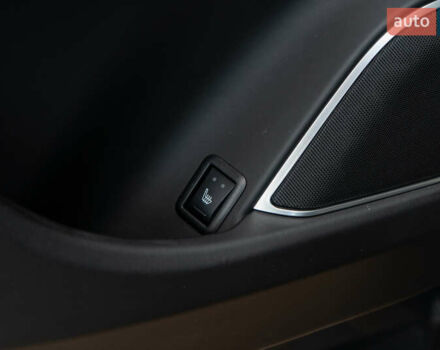 Сірий Мазераті Леванте, об'ємом двигуна 2.98 л та пробігом 70 тис. км за 41999 $, фото 42 на Automoto.ua