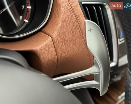 Серый Мазерати Леванте, объемом двигателя 2.98 л и пробегом 99 тыс. км за 33000 $, фото 49 на Automoto.ua