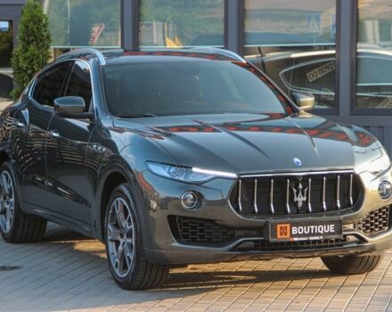 Сірий Мазераті Леванте, об'ємом двигуна 3 л та пробігом 67 тис. км за 33500 $, фото 4 на Automoto.ua