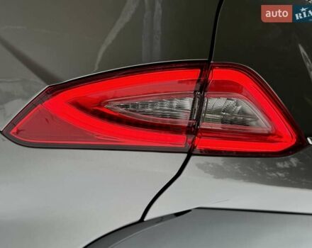 Серый Мазерати Леванте, объемом двигателя 2.98 л и пробегом 99 тыс. км за 33000 $, фото 26 на Automoto.ua