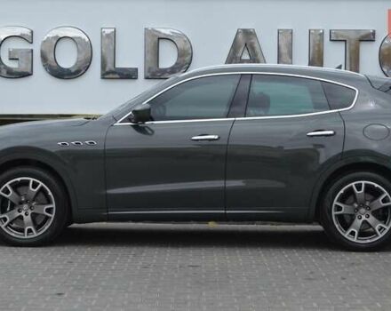 Мазераті Леванте 2017 у Одесі на Automoto.ua Сірий Мазераті Леванте, об'ємом двигуна 3 л та пробігом 70 тис. км за 26900 $, фото 5 на Automoto.ua