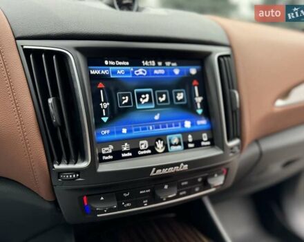 Серый Мазерати Леванте, объемом двигателя 2.98 л и пробегом 99 тыс. км за 33000 $, фото 90 на Automoto.ua