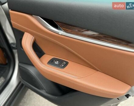 Серый Мазерати Леванте, объемом двигателя 2.98 л и пробегом 99 тыс. км за 33000 $, фото 63 на Automoto.ua