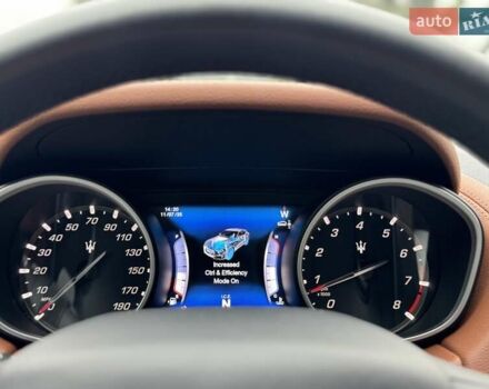 Серый Мазерати Леванте, объемом двигателя 2.98 л и пробегом 99 тыс. км за 33000 $, фото 79 на Automoto.ua