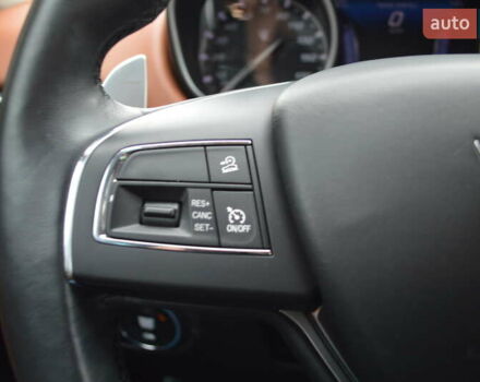 Мазераті Леванте 2017 у Одесі на Automoto.ua Сірий Мазераті Леванте, об'ємом двигуна 3 л та пробігом 70 тис. км за 26900 $, фото 23 на Automoto.ua